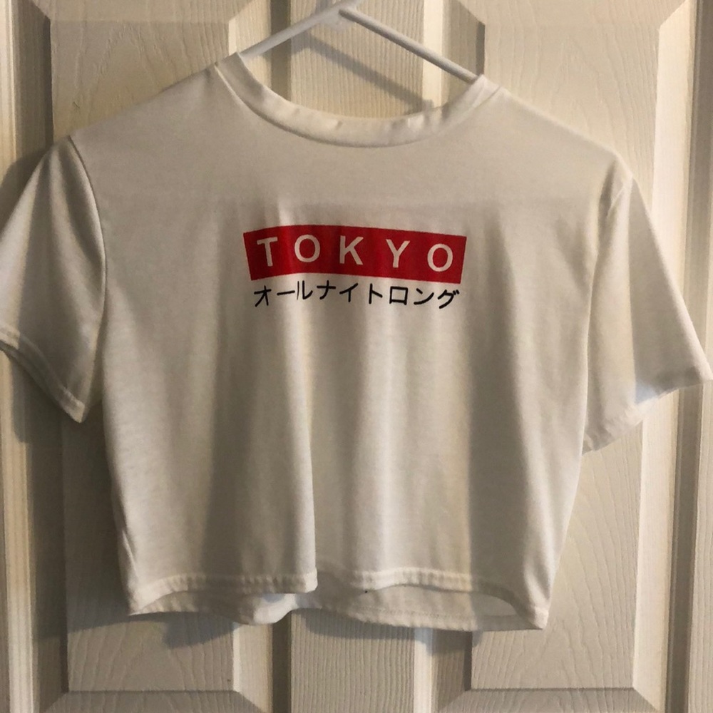 Tokyo cropped tee
